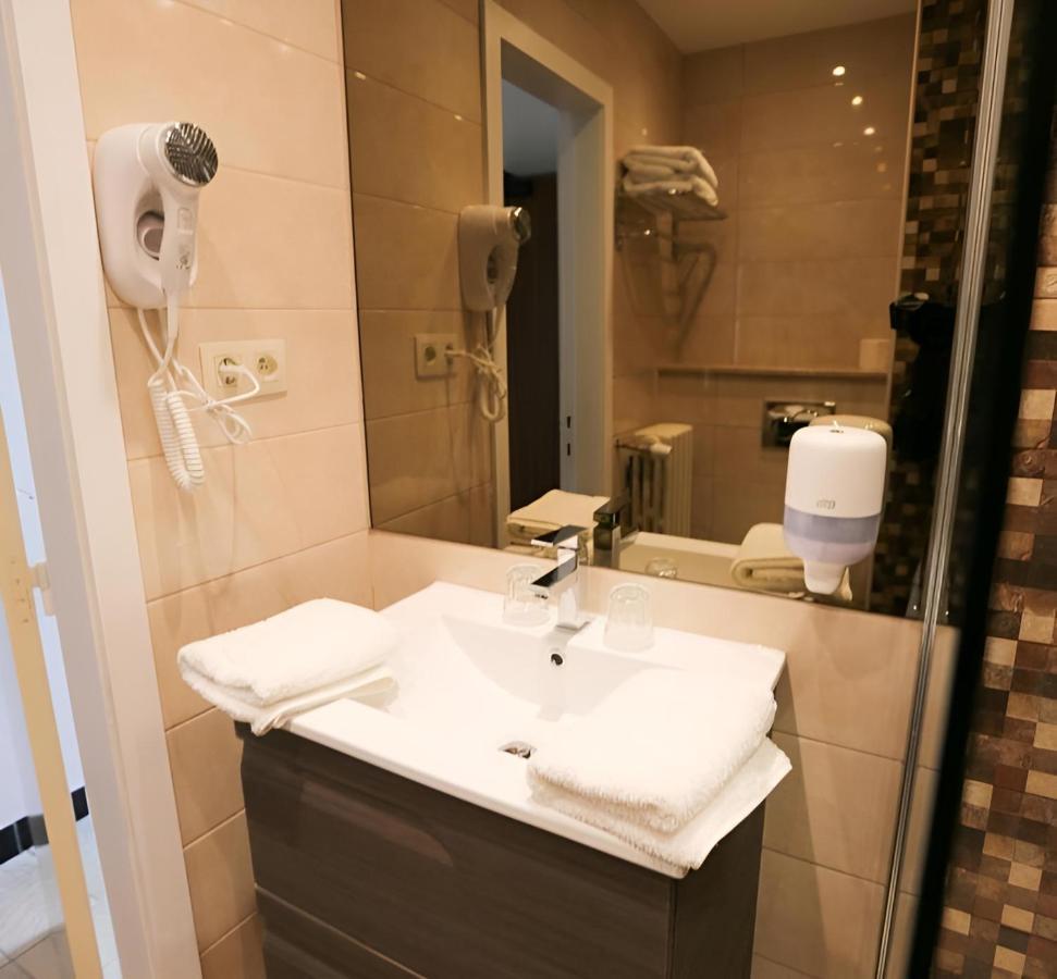 Hotel De Zeebries Budget Middelkerke Ngoại thất bức ảnh