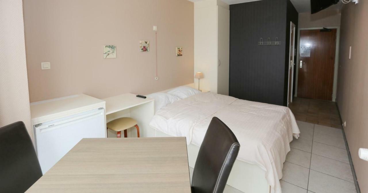 Hotel De Zeebries Budget Middelkerke Ngoại thất bức ảnh